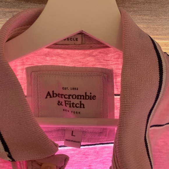 Abercrombie & Fitch Polo Tee Men’s Large - Picture 2 of 3